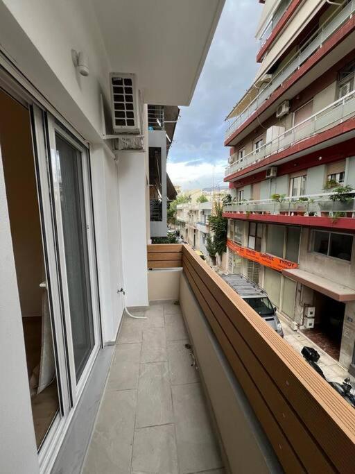 Cozy New Apartment Nearby Metro เอเธนส์ ภายนอก รูปภาพ